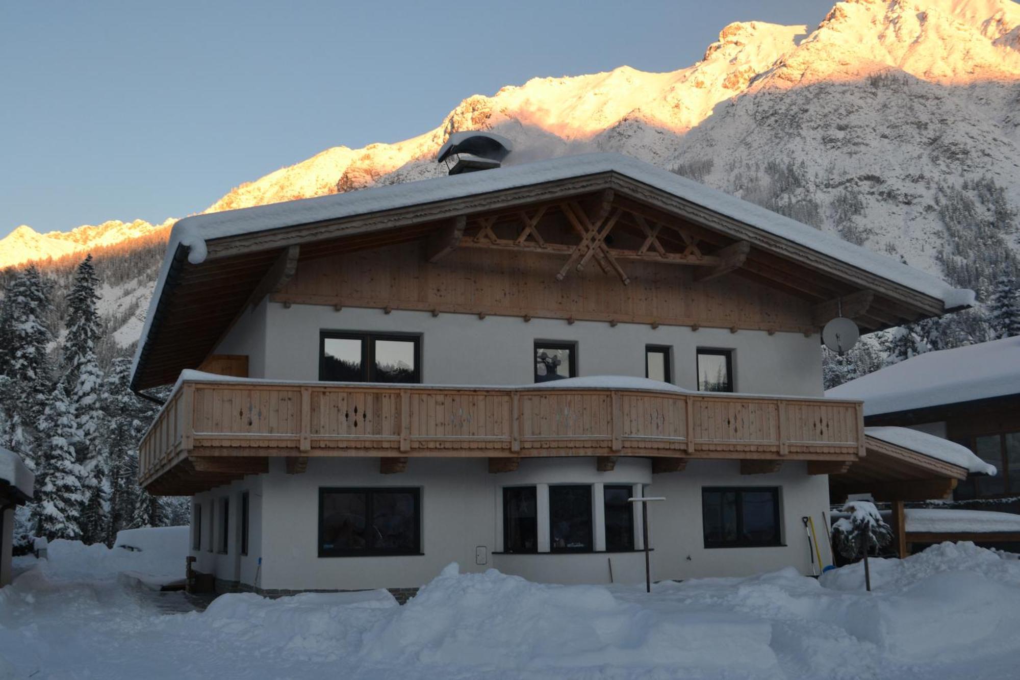 Landhaus Leutaschtal Exterior photo